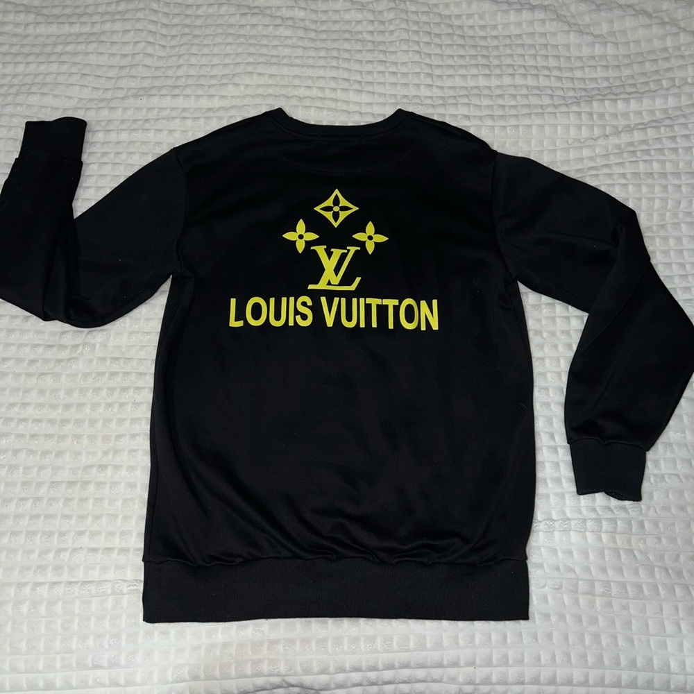 Mens louis Vuitton crewneck
